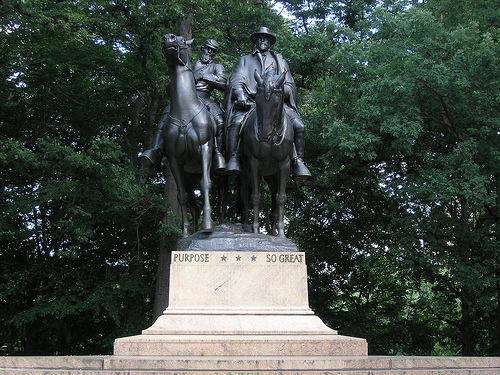 Lee Jackson Statue in Baltimore
